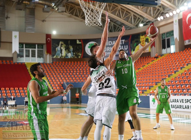 akhisar-belediye-basketbol--mamak-belediyespor-federasyon-kupasi-(6).jpg
