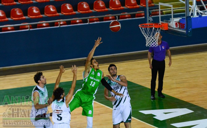 akhisar-belediye-basketbol--mamak-belediyespor-federasyon-kupasi-(9).jpg