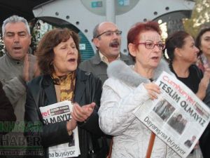 CHP Akhisar Kadın Kollarından Cumhuriyet Gazetesine destek!