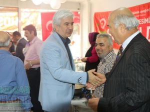 Akhisar Somuncu Baba hayır çarşısı kermesi açıldı