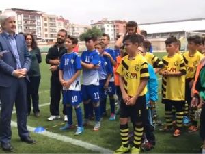 558 Çağlak Festivali Umut Fırat Futbol Turnubaso kupa töreni