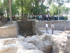 Akhisar’da kazı çalışmaları hızla devam ediyor
