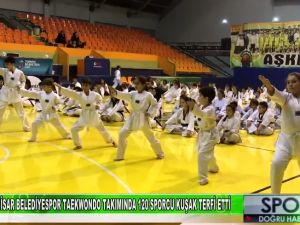 Akhisar Belediyespor Taekwondo takımında 120 sporcu kuşak terfi etti - Manisa Medya TV