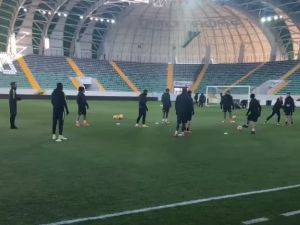 T.M. Akhisarspor ilk kez Spor Toto Akhisar Belediye Stadyumunda