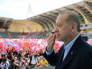 Cumhurbaşkanı Recep Tayyip Erdoğan, Spor Toto Akhisar Belediye Stadyumunda Akhisarlılara seslendi