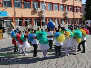 Akhisar'da 2018-2019 İlköğretim Haftası Ticaret Odası İlkokulunda kutlandı