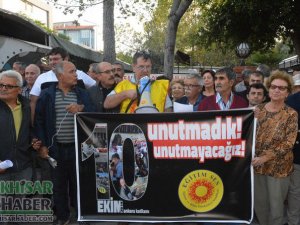 Akhisar'da Ankara katliamını basın açıklamasıyla andılar