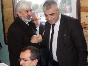 Cumhur ittifakı AK Parti Akhisar Belediye Başkan Adayı Hüseyin Eryüksel, Aday Adayları ile buluştu