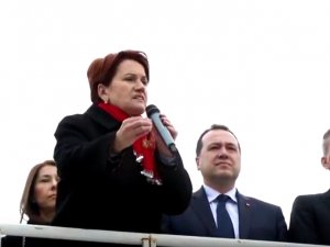 İYİ Parti Genel Başkanı Meral Akşener, Akhisar'da vatandaşlara seslendi