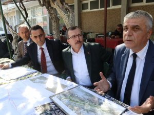 Cumhur ittifakı Akhisar Belediye Başkan Adayı Hüseyin Eryüksel, pazar pazarı ve eski tren garı proje