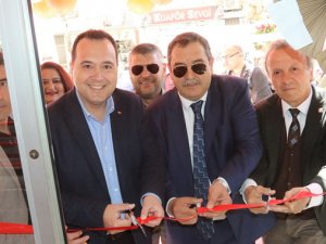 Battalbey çiğköfte yeni şubesi Şehit Murat Öztürk Caddesi 167 sokak üzerinde açıldı