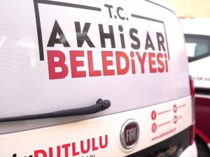 Akhisar Belediyesi, yeni araçlarını tanıttı