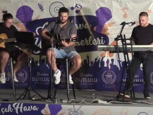 Akhisar Belediyesi Açık Hava Yaz Konseri Semih Şengider