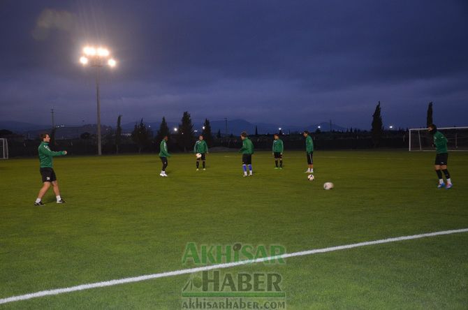 Akhisar Belediyespor, Bursaspor Maçı Hazırlıklarına Başladı