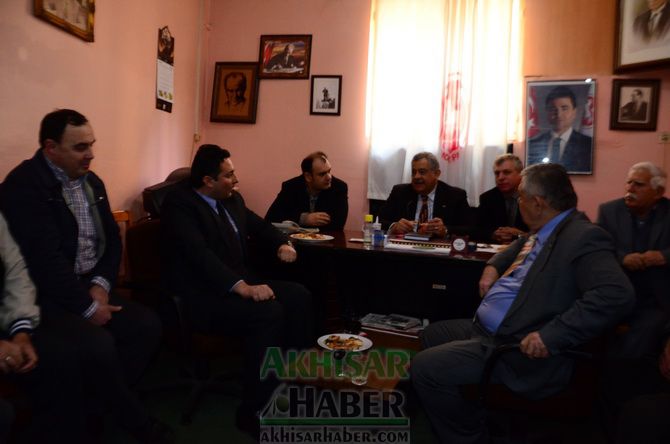 Emniyet Müdürü Alpaslan Demiray, DP  İlçe Teşkilatını Ziyaret Etti