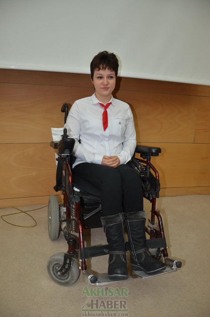 Akhisar Belediye Meclis Üyesi Adaylığında İlk Engelli Bayan Ak Parti’den Çıktı