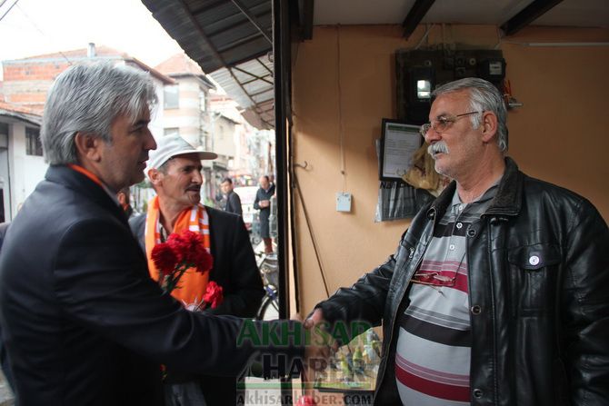 AK Parti Başkan Adayı Salih Hızlı Esnaf Ziyaretlerine Devam Etti