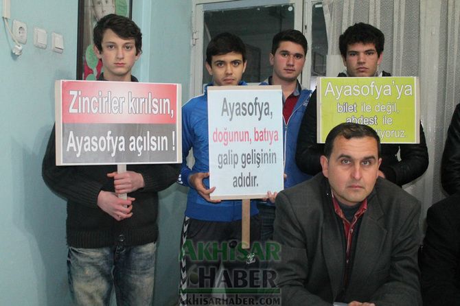 Akhisar Anadolu Gençlik; En Etkin Cevapta Bu Olacaktır