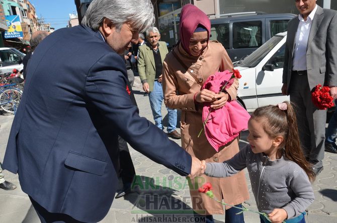AK Parti Başkan Adayı Salih Hızlı Esnaf Ziyaretlerine Devam Ediyor