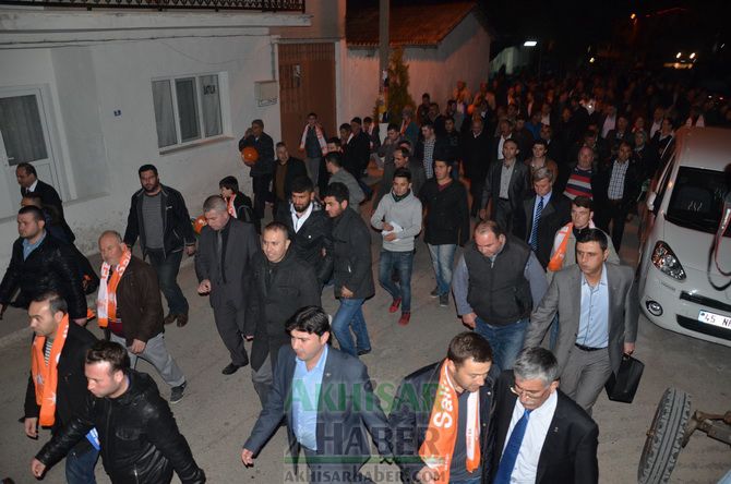 AK Parti Başkan Adayı Salih Hızlı; Mecidiye’de Coşkuyla Karşılandı