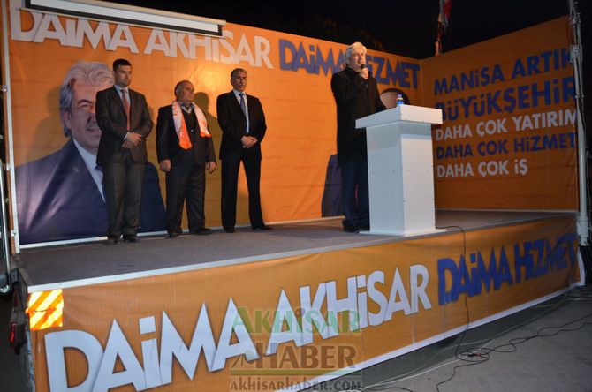 AK Parti Başkan Adayı Salih Hızlı; Mecidiye’de Coşkuyla Karşılandı