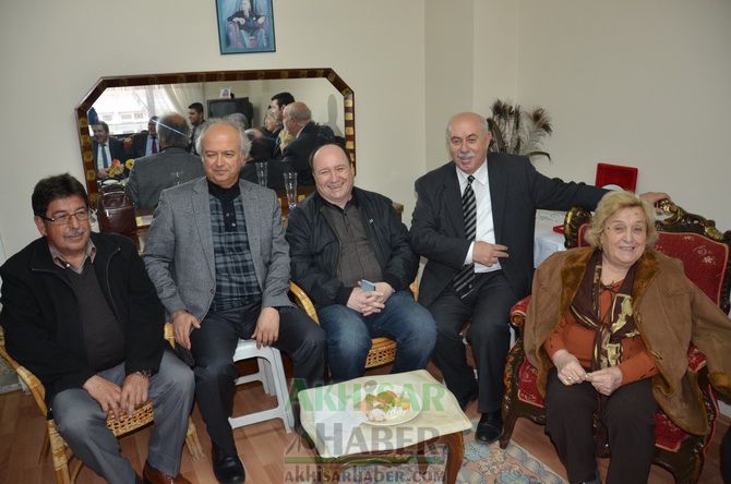AK Parti Belediye Başkan Adayı Hızlı; AK-SEK Vakfını Ziyaret Etti