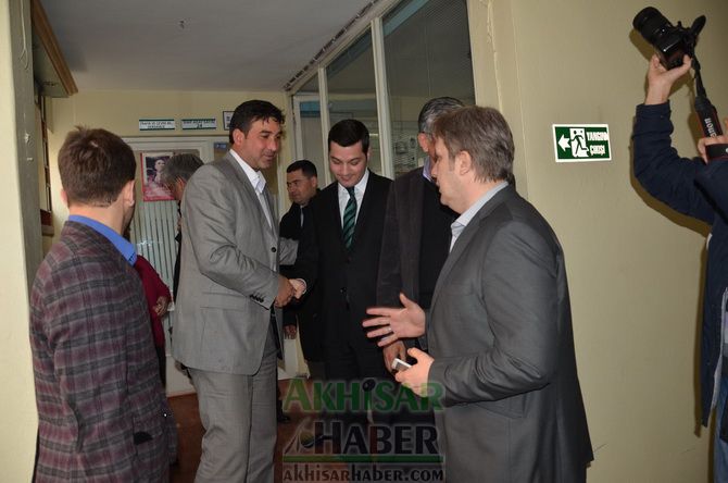 AK Parti Akhisar Belediye Başkan Adayı Hızlı; Bakkallar Odasını Ziyaret Etti