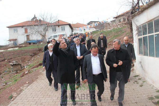 AK Parti Başkan Adayı Hızlı; Hanpaşa Köyünü Ziyaret Etti