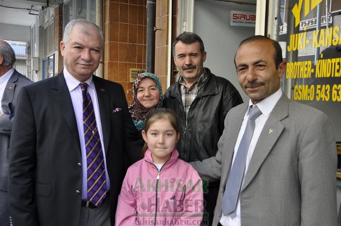 MHP Başkan Adayı Mansur Onay; Esnaf Ziyaretlerinde Hız Kesmiyor