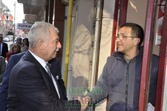 MHP Başkan Adayı Mansur Onay; Girilmedik Gönül Çalınmadık Kapı Bırakmayacağız