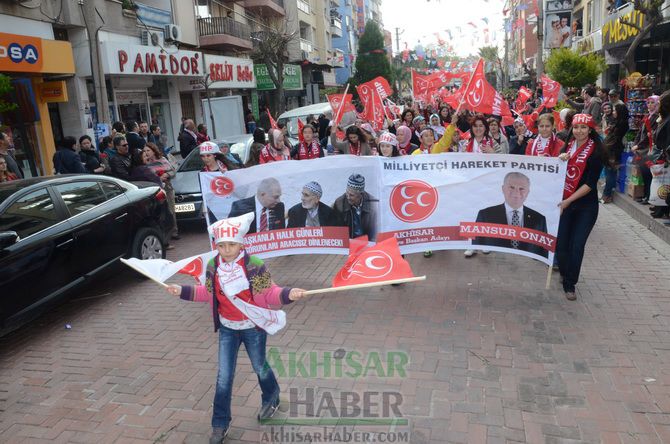 MHP Yürüyüş Konvoyu Yaptı
