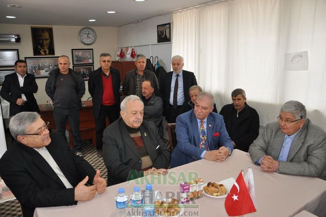 MHP Başkan Adayı Mansur Onay, TÜRFAD’ı Ziyaret Etti