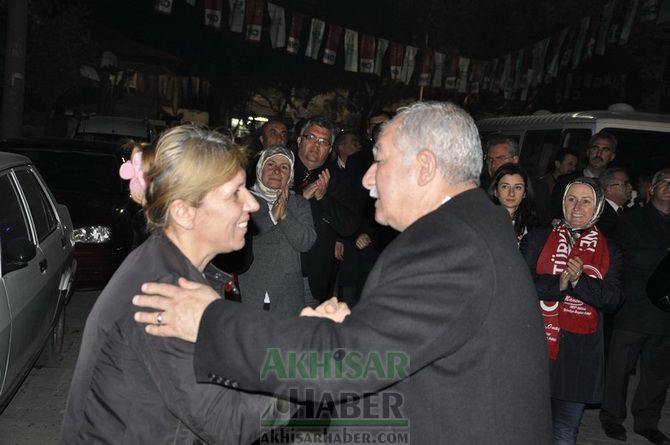 MHP Başkan Adayı Mansur Onay; Hizmet Aşkı Yürek Gerektirir