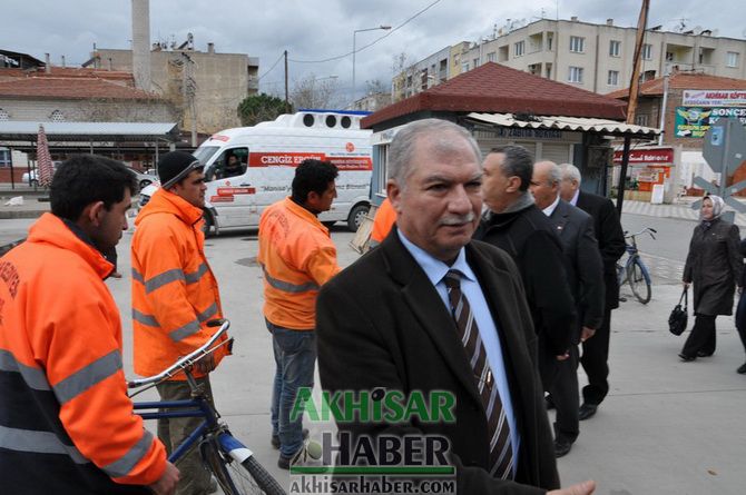 MHP Başkan Adayı Mansur Onay; Temizlik İşçilerinin Çalışma Şartları İyileştirilecek