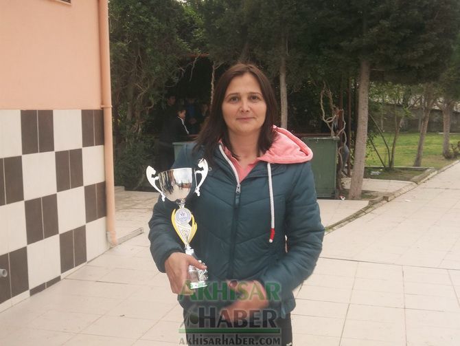 Yavuz Selim Ortaokulu Atletizm Takımı 8 Altın 1 Gümüş Madalya Alarak İl Birincisi Oldu