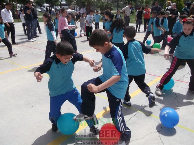 Eminbey Koleji’nde 23 Nisan Çocuk Bayramı Şenliği