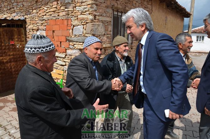 Akhisar Belediye Başkanı Salih Hızlı; Muştullar ve Kocakağan Hayrına Katıldı