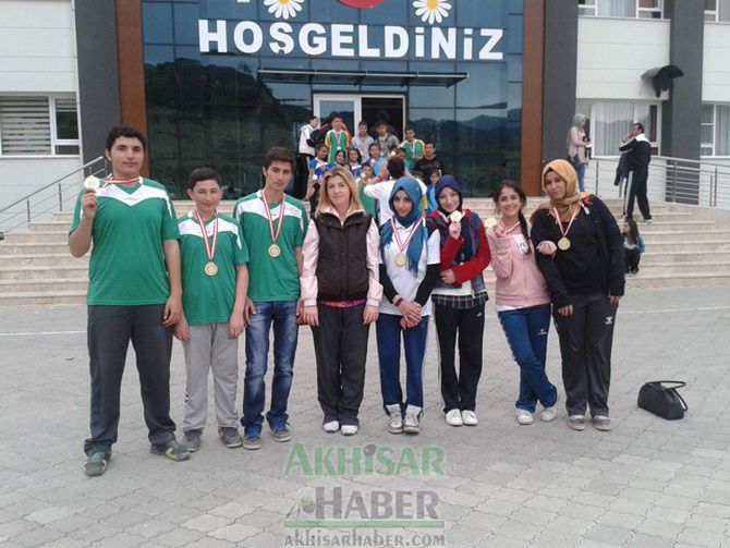 Akhisar Anadolu İmam Hatip Lisesi’nden Tarihe Geçen Başarı