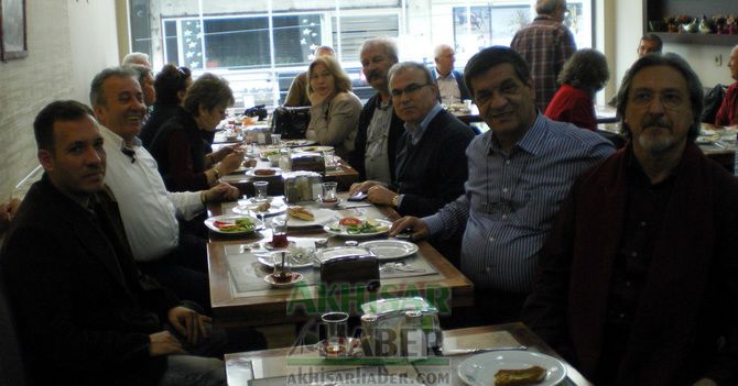 İstanbul Akhisarlılar Derneğinde Görev Değişikliği