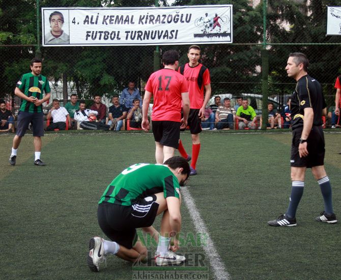 Kirazoğlu Halı Saha Futbol Turnuvasında 4. Hafta 