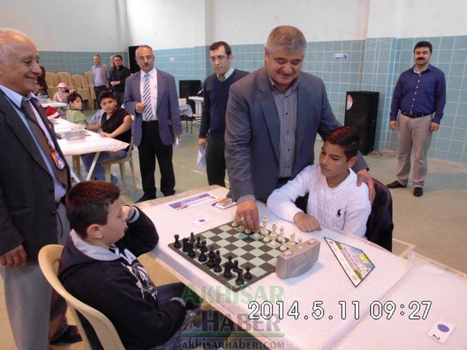 Akhisar Gençlik Haftası Satranç Turnuvası Gerçekleştirildi