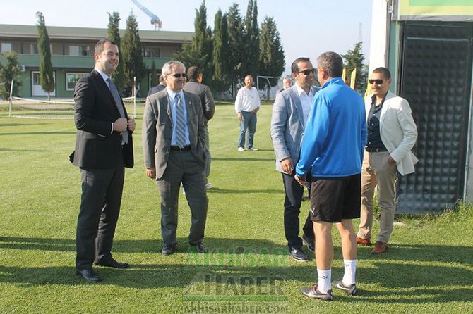 Akhisar Belediyespor, Sivasspor Hazırlıklarına Başladı
