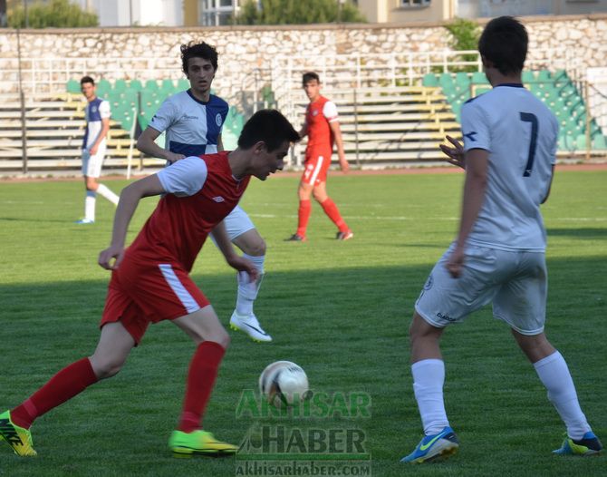 U19 Şampiyonasında İlk Gününde Kuşadası ve İzmir Galip