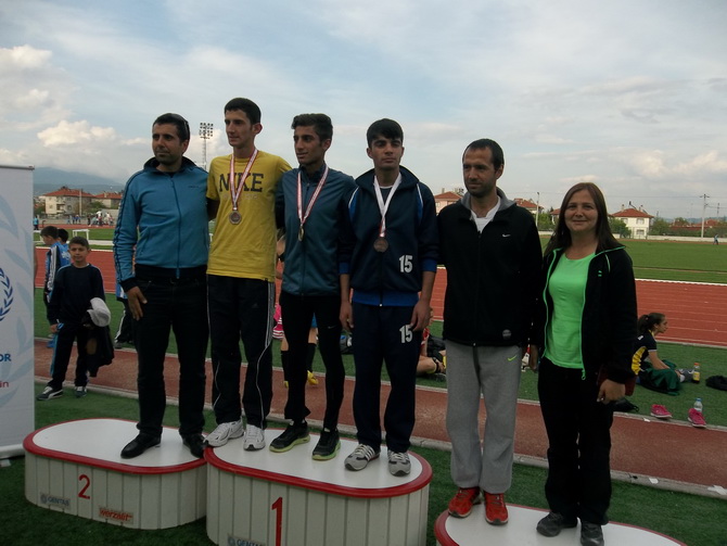 Yavuz Selim Ortaokulu’ndan Puanlı Atletizmde Büyük Başarı