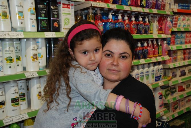 Yeşil Portakal Marketler Zincirinden Annelere Anneler Günü Hediyesi