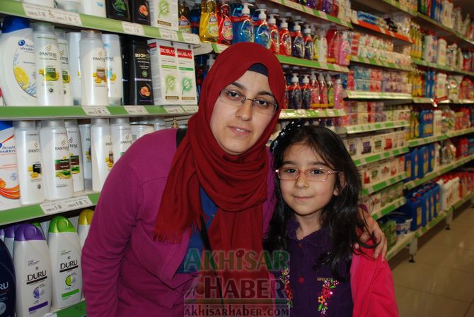 Yeşil Portakal Marketler Zincirinden Annelere Anneler Günü Hediyesi